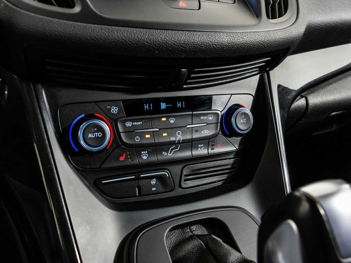 Купить Ford Kuga с пробегом. Фото: #11