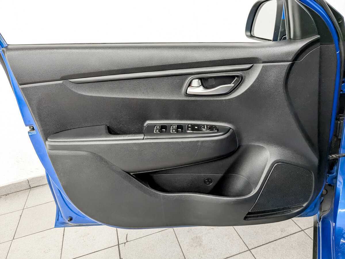 Купить Kia Rio с пробегом. Фото: #18
