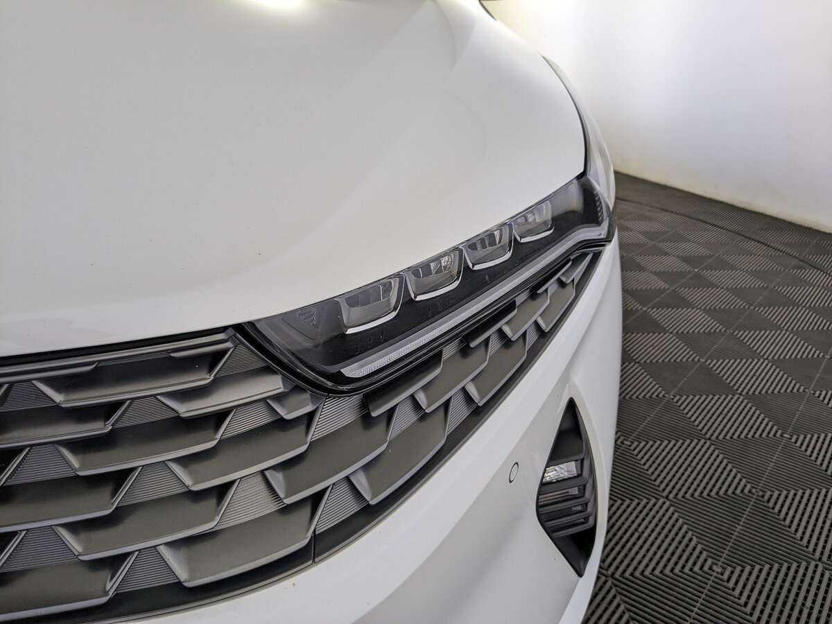 Купить Kia K5 с пробегом. Фото: #10