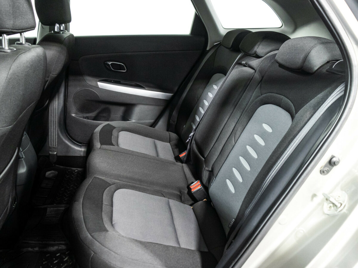 Купить Kia Ceed с пробегом. Фото: #9