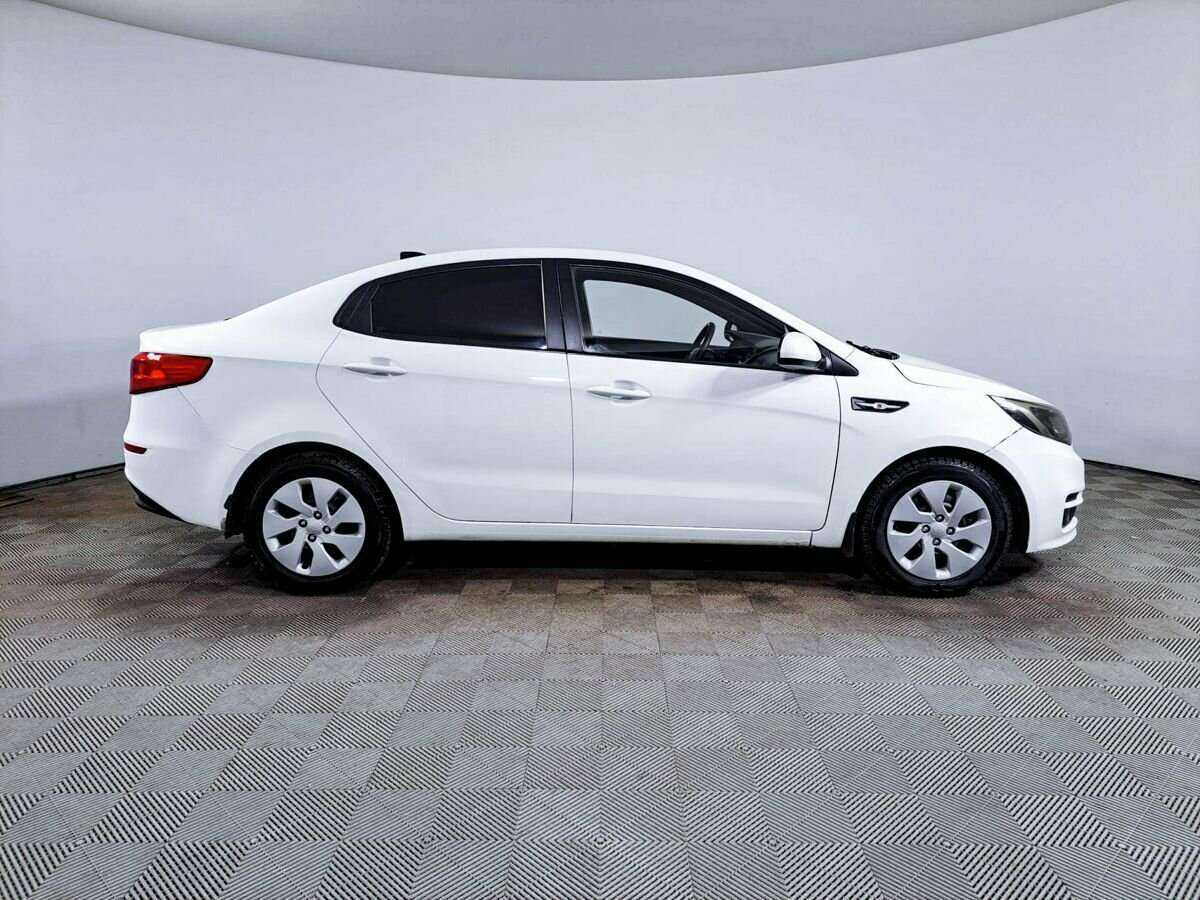 Купить Kia Rio с пробегом. Фото: #3