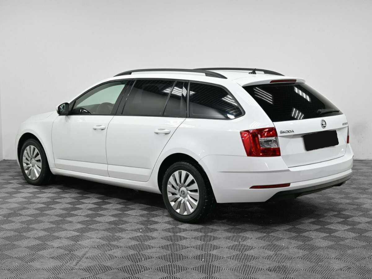 Купить Skoda Octavia с пробегом. Фото: #3