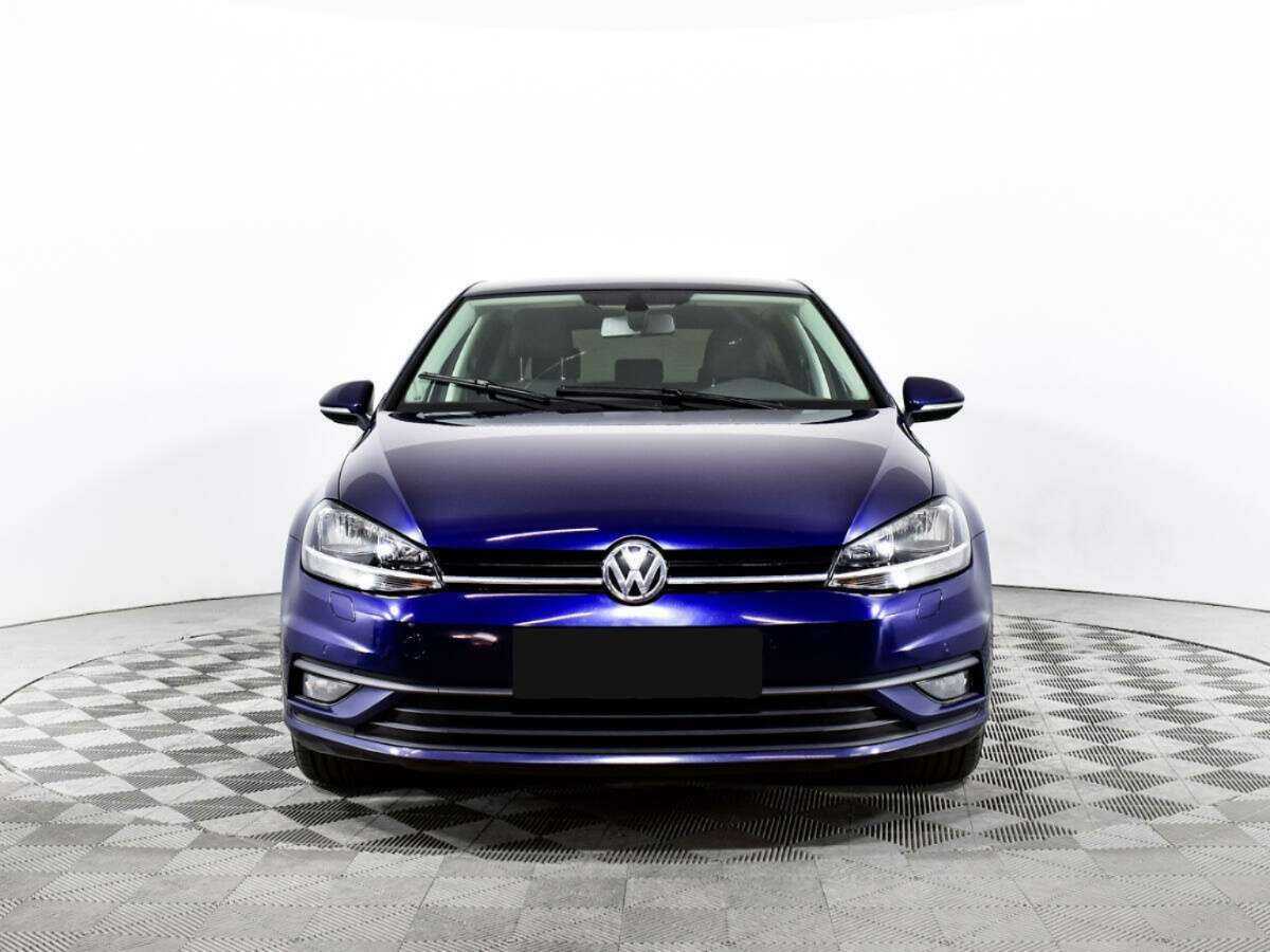 Купить Volkswagen Golf с пробегом. Фото: #1