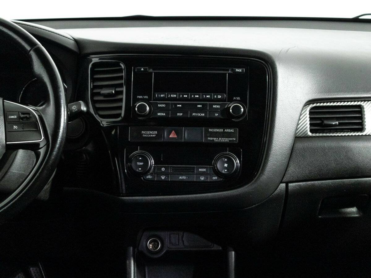 Купить Mitsubishi Outlander с пробегом. Фото: #13