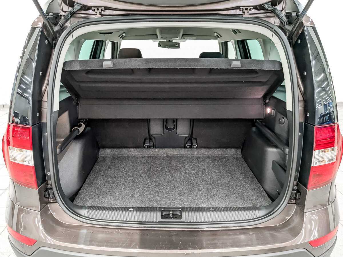 Купить Skoda Yeti с пробегом. Фото: #9