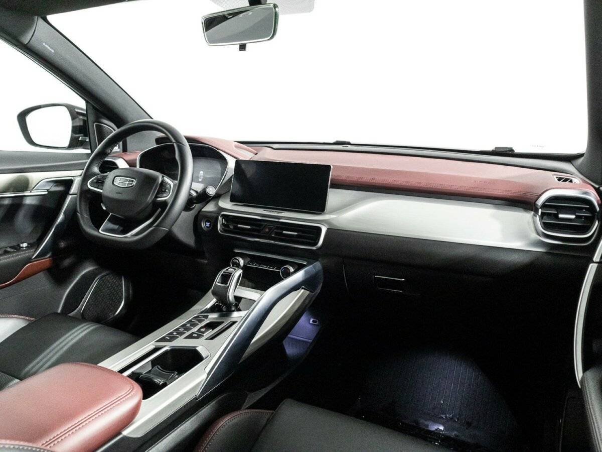 Купить Geely Coolray с пробегом. Фото: #8