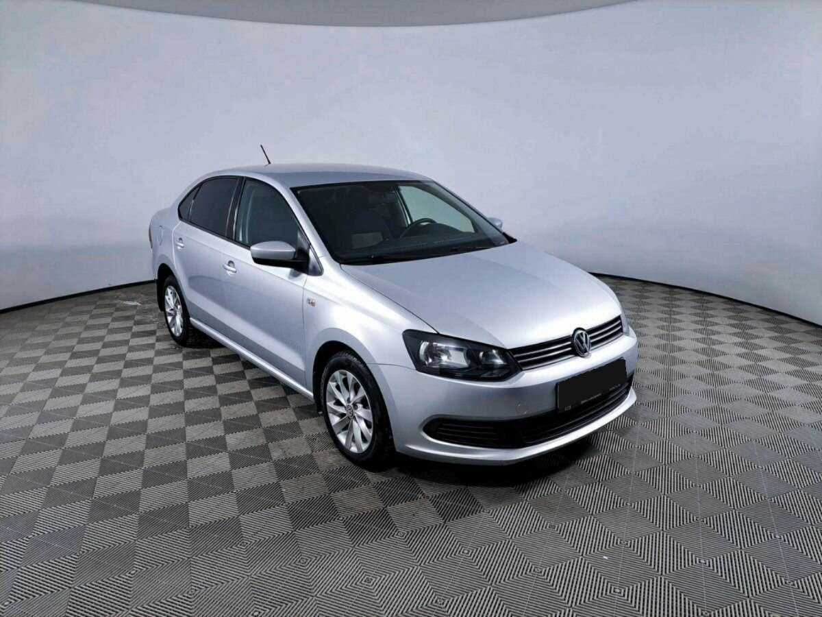 Купить Volkswagen Polo с пробегом. Фото: #2