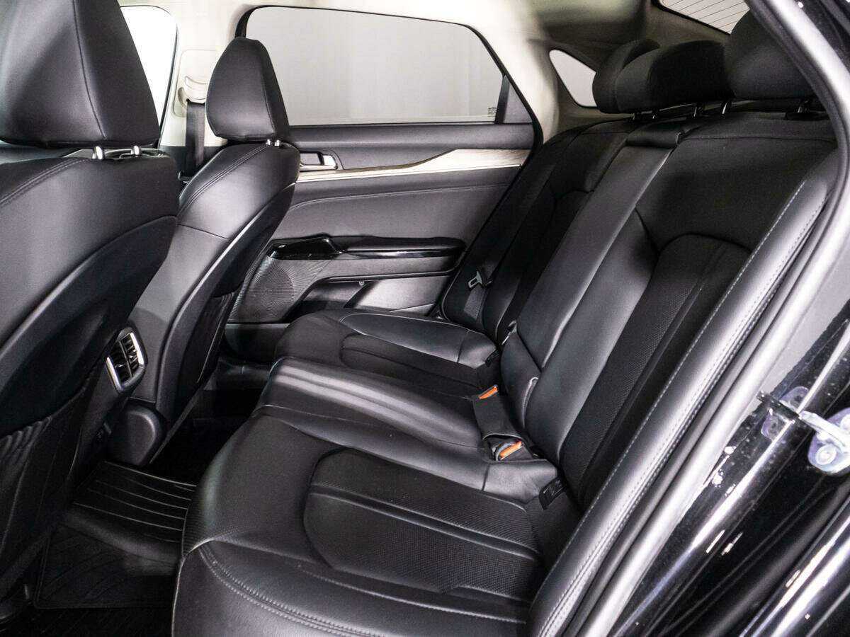 Купить Kia K5 с пробегом. Фото: #9