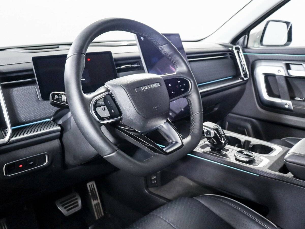 Купить Jaecoo J7 с пробегом. Фото: #12