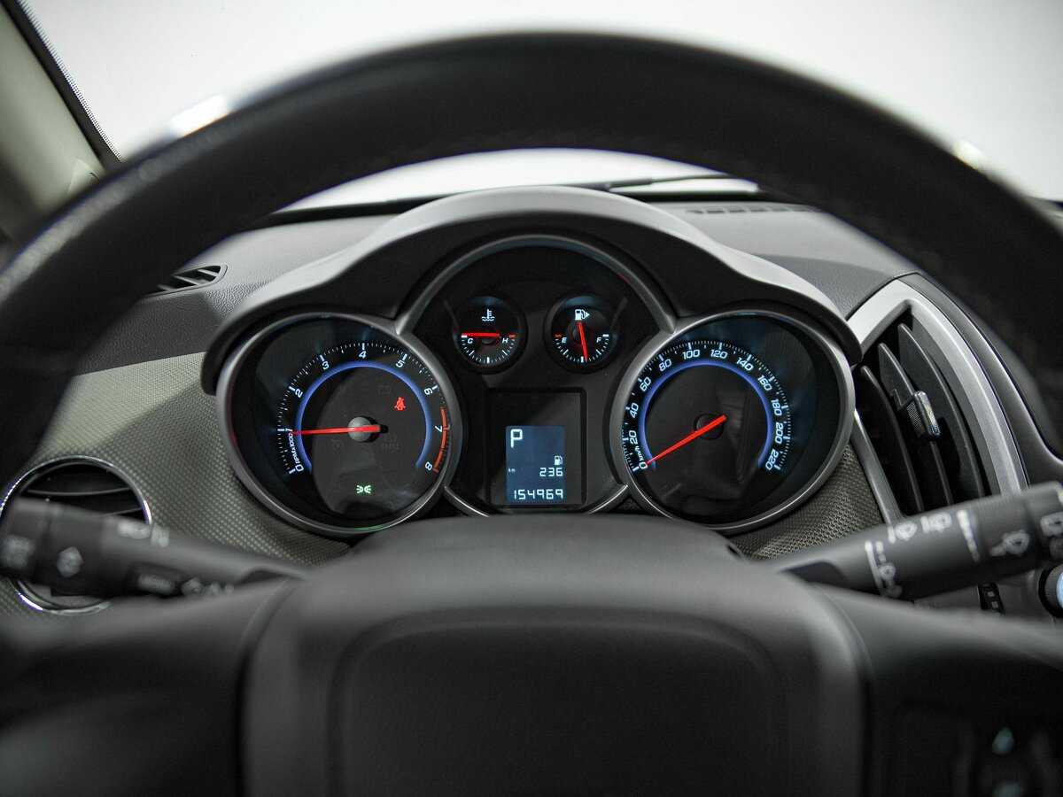 Купить Chevrolet Cruze с пробегом. Фото: #6