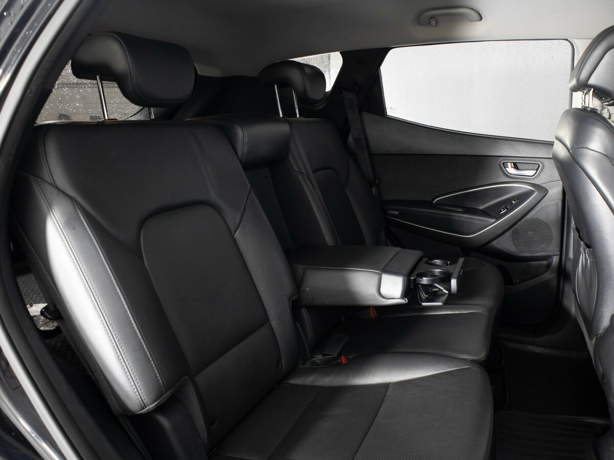 Купить Hyundai Santa Fe с пробегом. Фото: #11