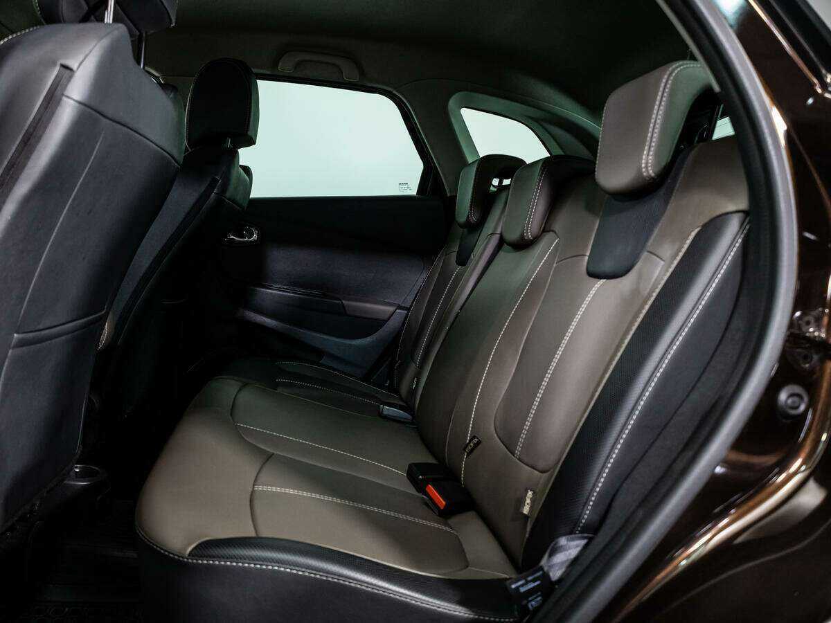 Купить Renault Kaptur с пробегом. Фото: #9