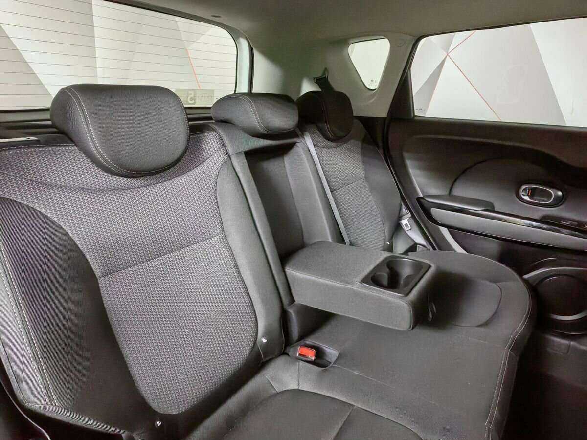 Купить Kia Soul с пробегом. Фото: #11