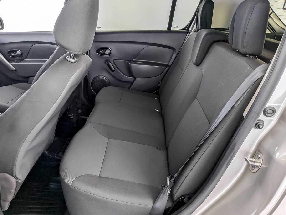 Купить Renault Sandero с пробегом. Фото: #11