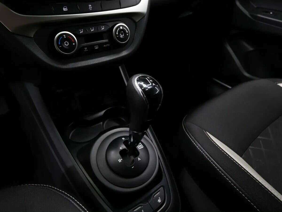 Купить Lada (ВАЗ) Vesta с пробегом. Фото: #11