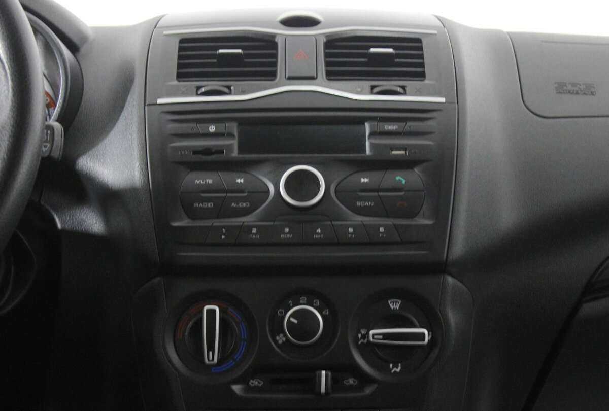 Купить Lada (ВАЗ) Granta с пробегом. Фото: #11