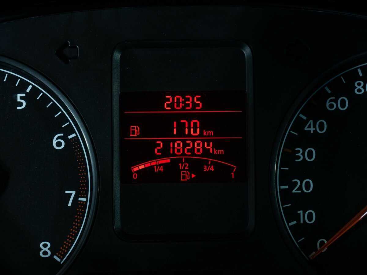 Купить Volkswagen Polo с пробегом. Фото: #12