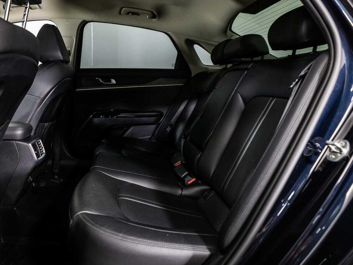 Купить Kia K5 с пробегом. Фото: #9