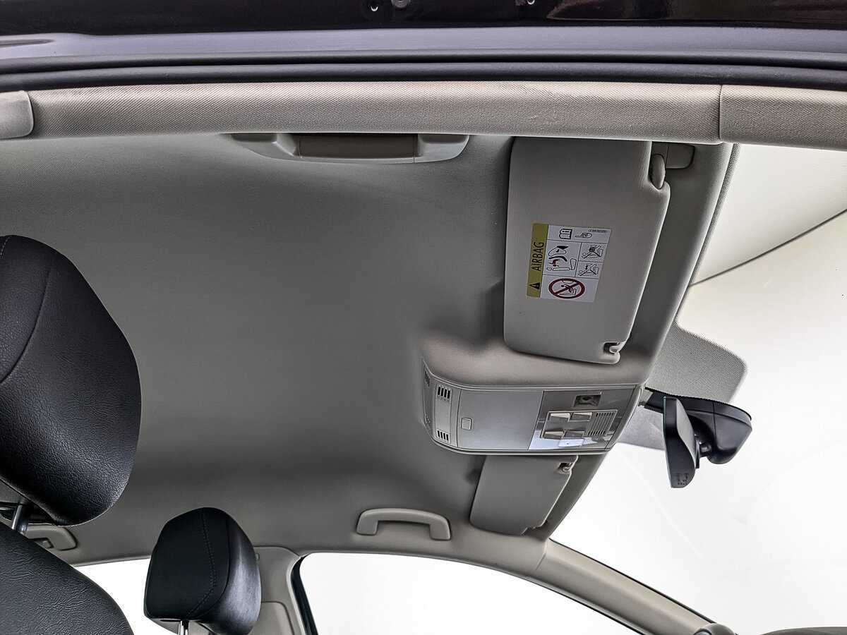 Купить Volkswagen Passat с пробегом. Фото: #21