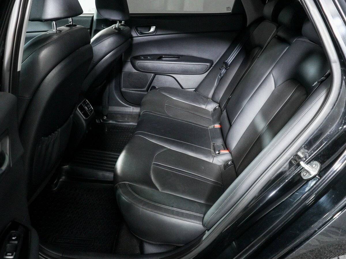 Купить Kia Optima с пробегом. Фото: #8