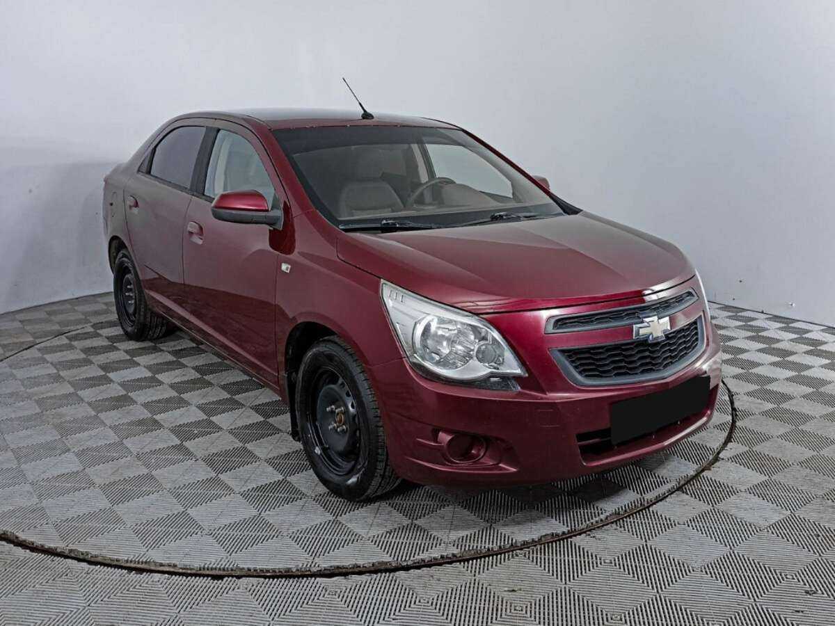 Купить Chevrolet Cobalt с пробегом. Фото: #2