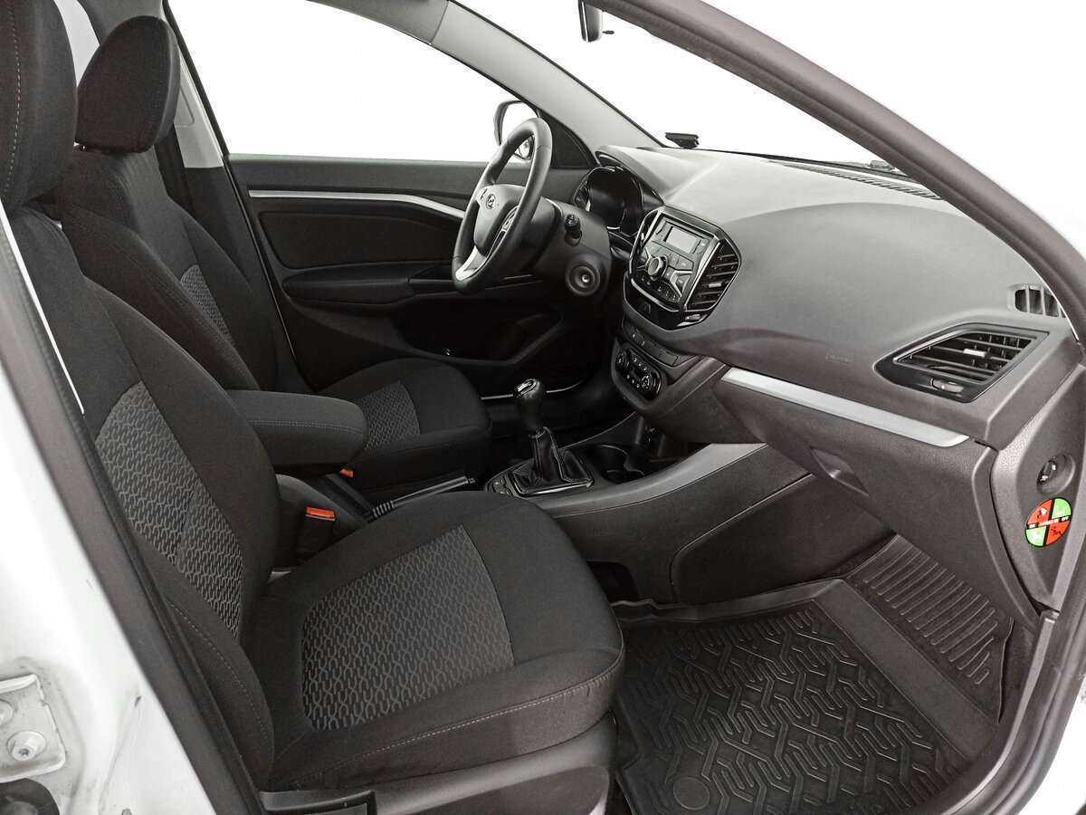 Купить Lada (ВАЗ) Vesta с пробегом. Фото: #8