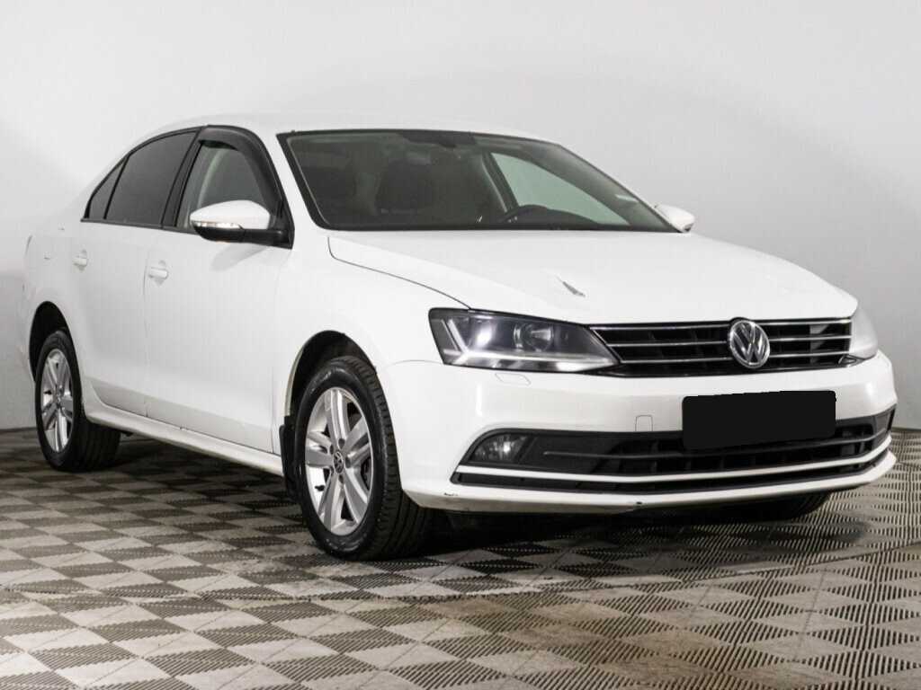 Купить Volkswagen Jetta с пробегом. Фото: #2