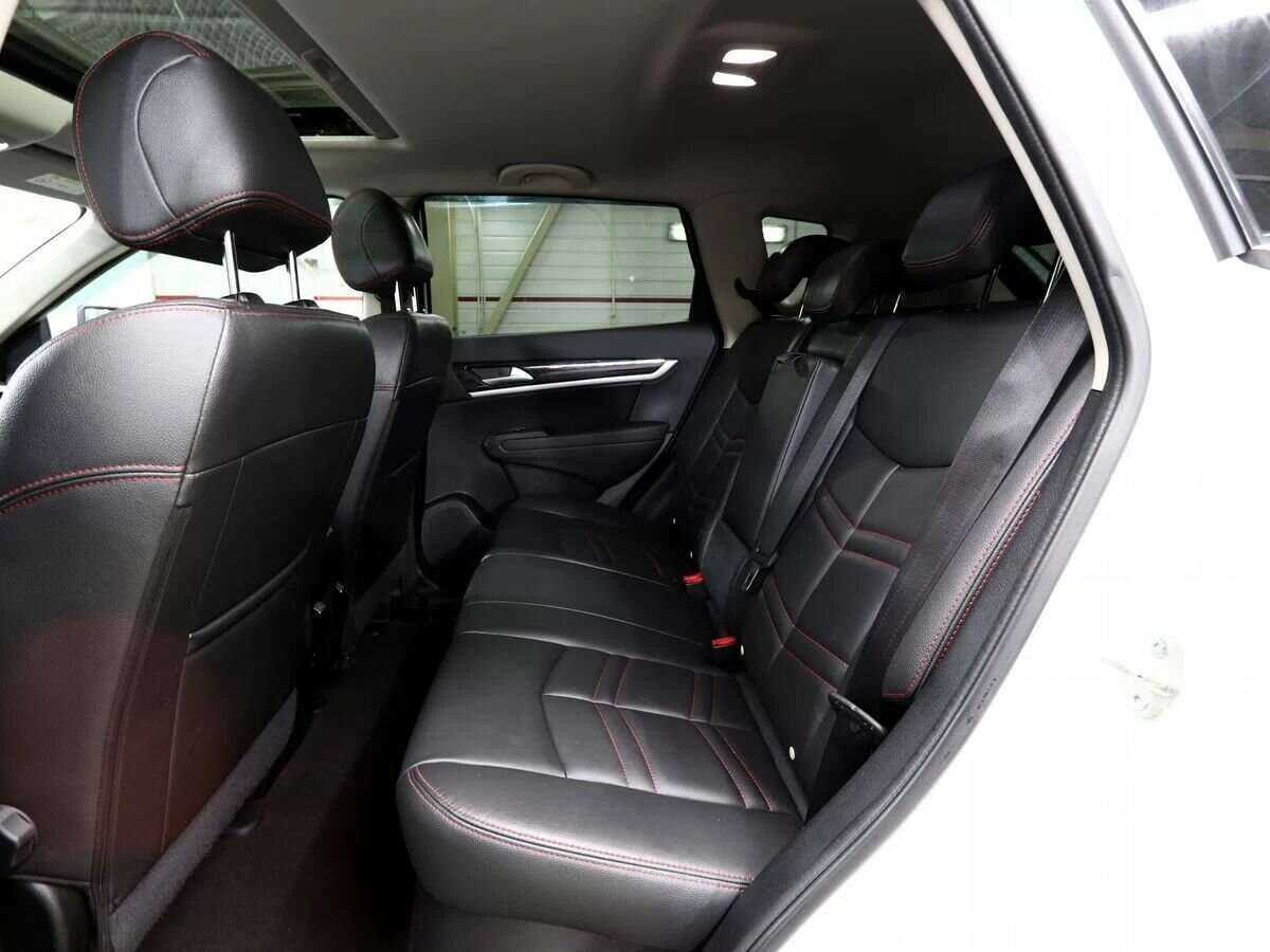 Купить Dongfeng AX7 с пробегом. Фото: #9