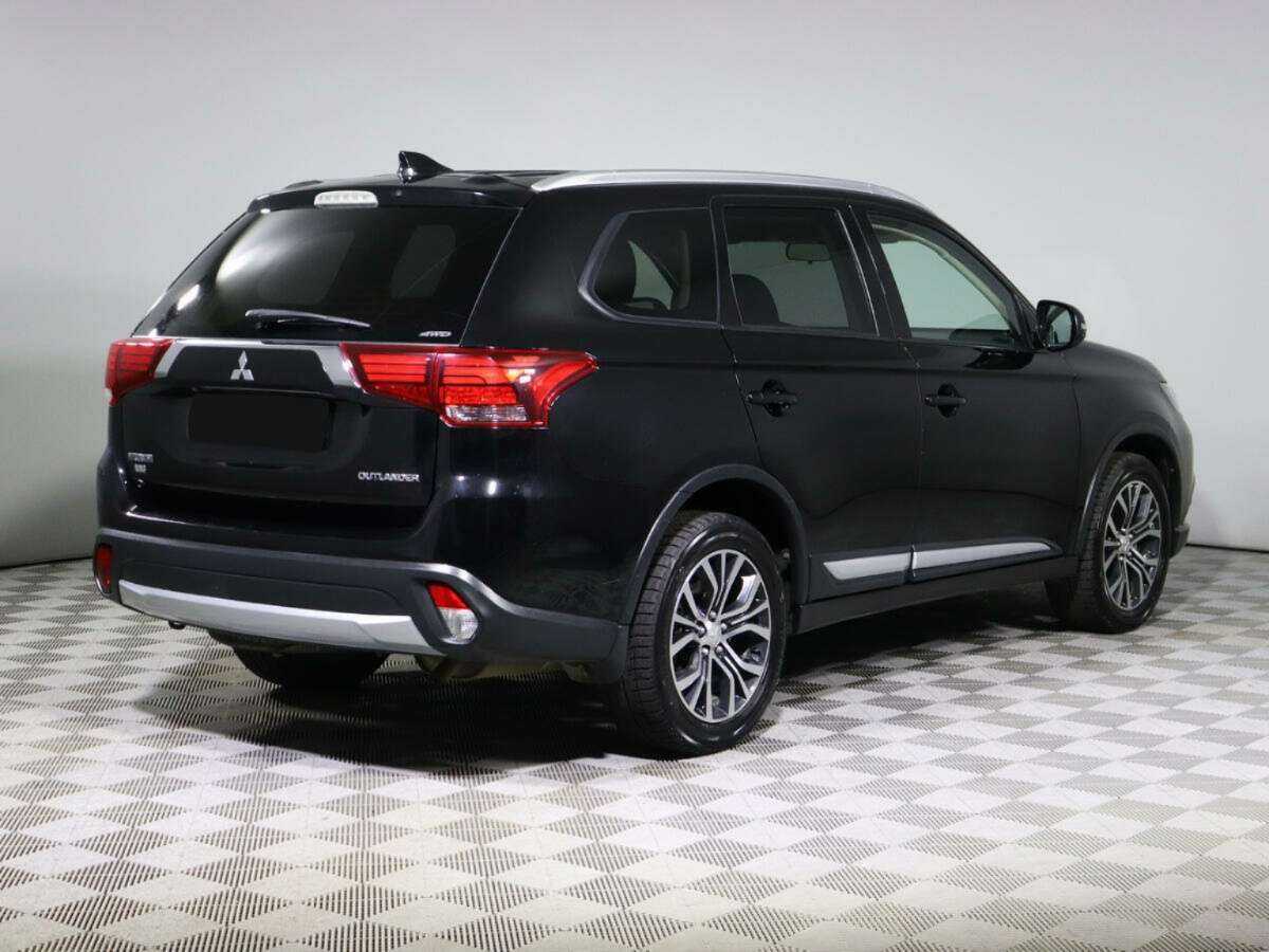 Купить Mitsubishi Outlander с пробегом. Фото: #4