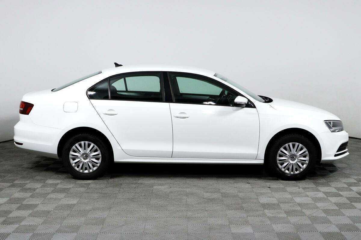 Купить Volkswagen Jetta с пробегом. Фото: #3