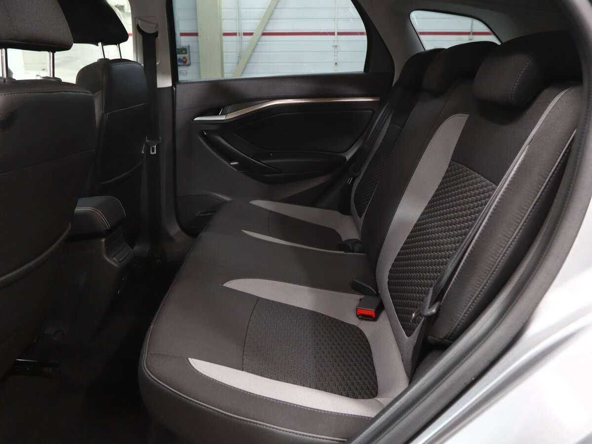 Купить Lada (ВАЗ) Vesta с пробегом. Фото: #16