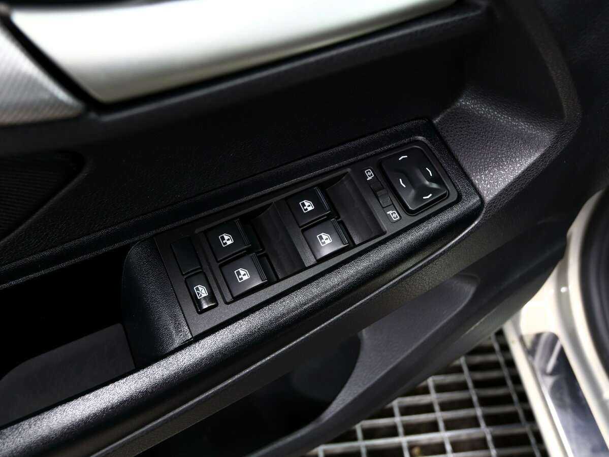 Купить Lada (ВАЗ) Vesta с пробегом. Фото: #15