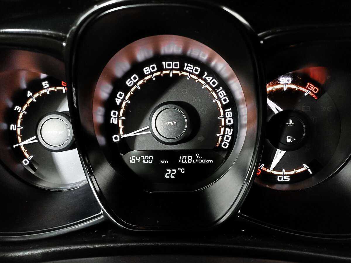 Купить Lada (ВАЗ) Vesta с пробегом. Фото: #10