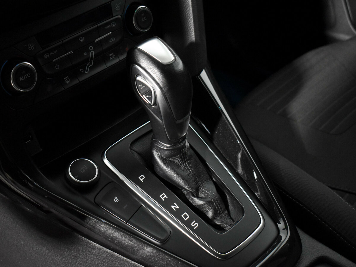 Купить Ford Focus с пробегом. Фото: #9