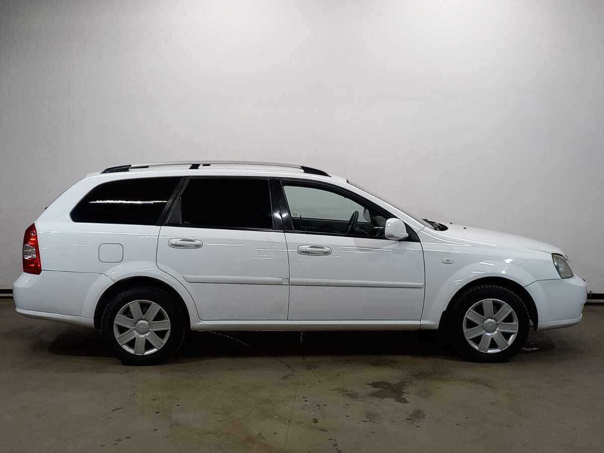 Купить Chevrolet Lacetti с пробегом. Фото: #3