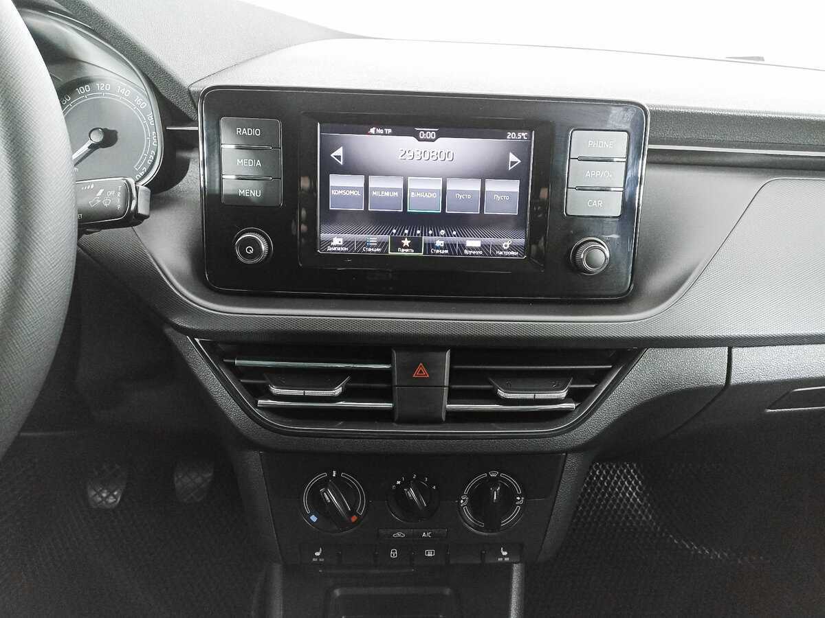 Купить Skoda Rapid с пробегом. Фото: #11