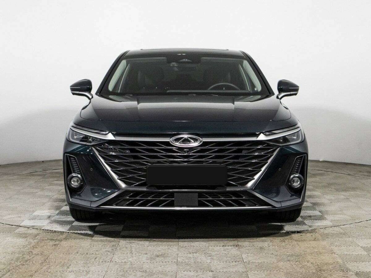 Купить Chery Arrizo 8 с пробегом. Фото: #1