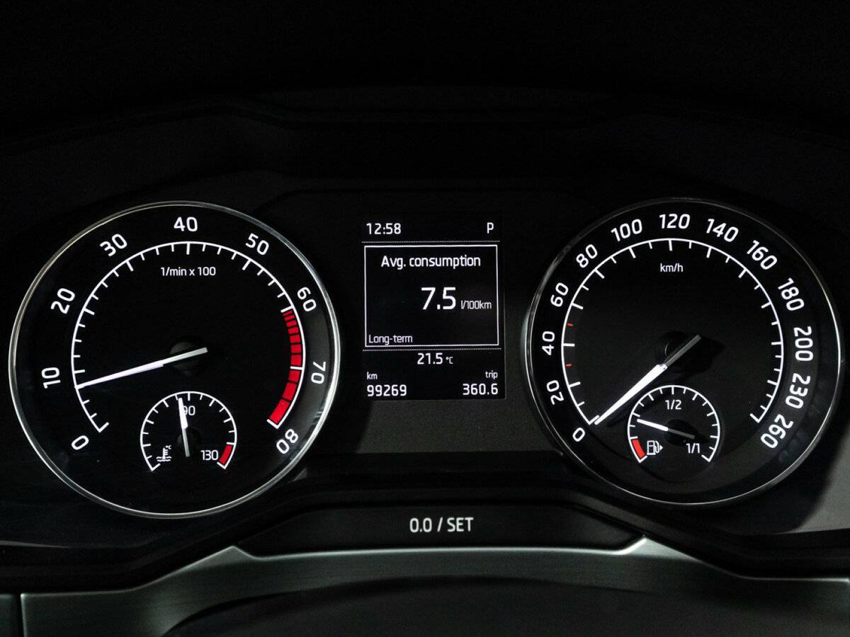 Купить Skoda Superb с пробегом. Фото: #11