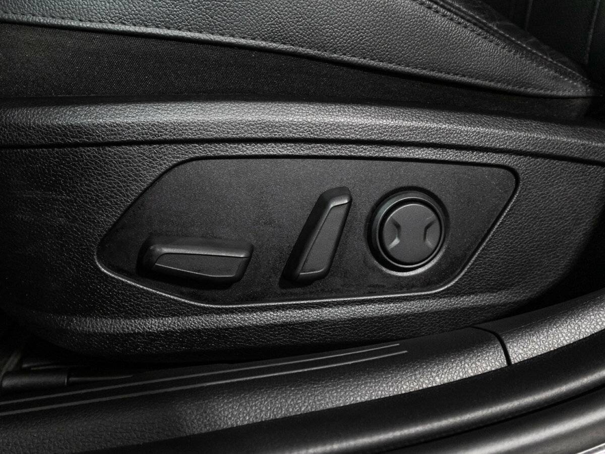 Купить Kia K5 с пробегом. Фото: #17