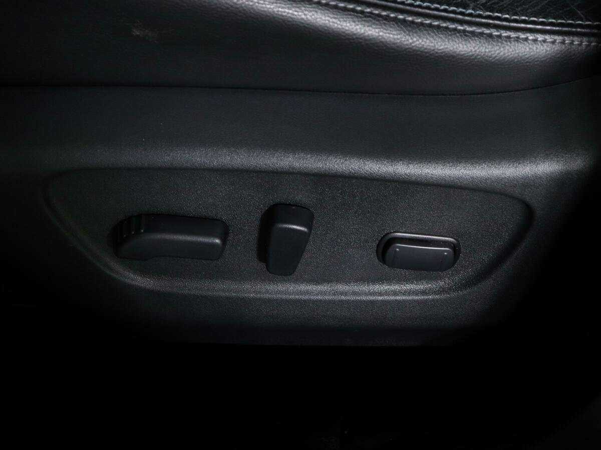 Купить Nissan X-Trail с пробегом. Фото: #17