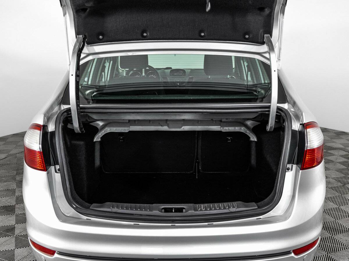 Купить Ford Fiesta с пробегом. Фото: #15