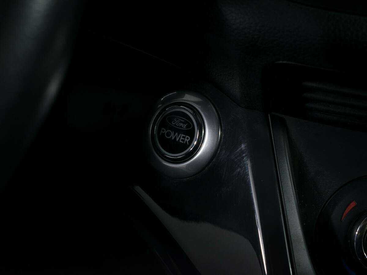 Купить Ford Kuga с пробегом. Фото: #13