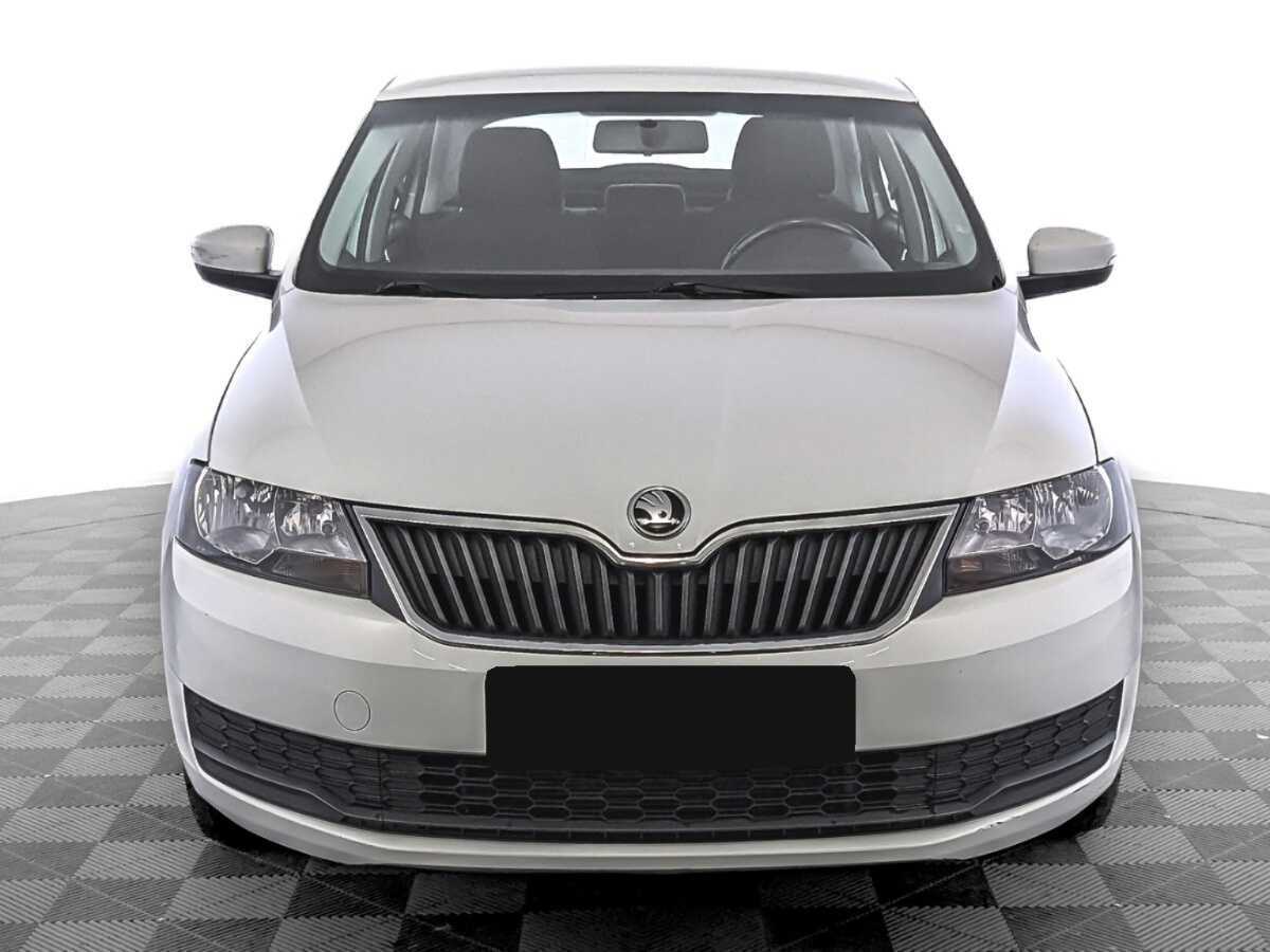 Купить Skoda Rapid с пробегом. Фото: #1