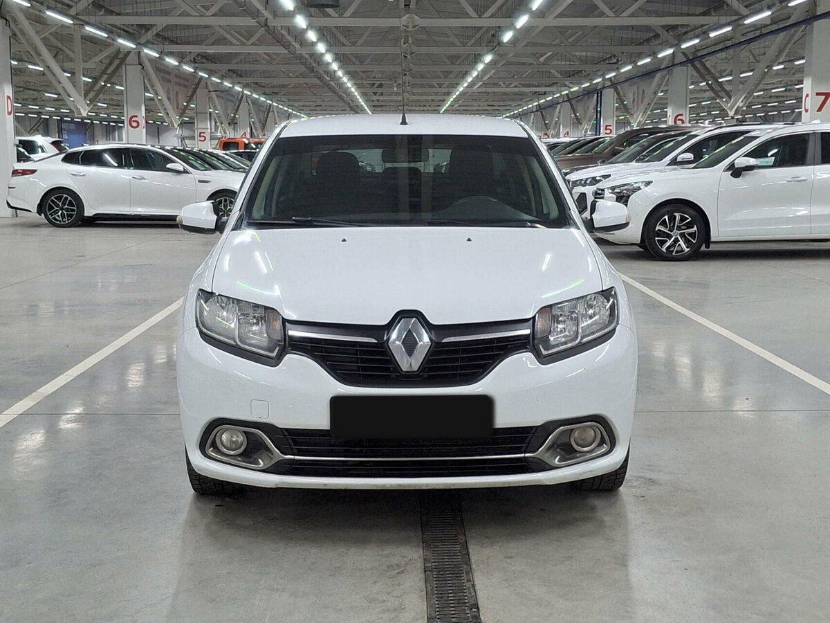 Купить Renault Logan с пробегом. Фото: #1