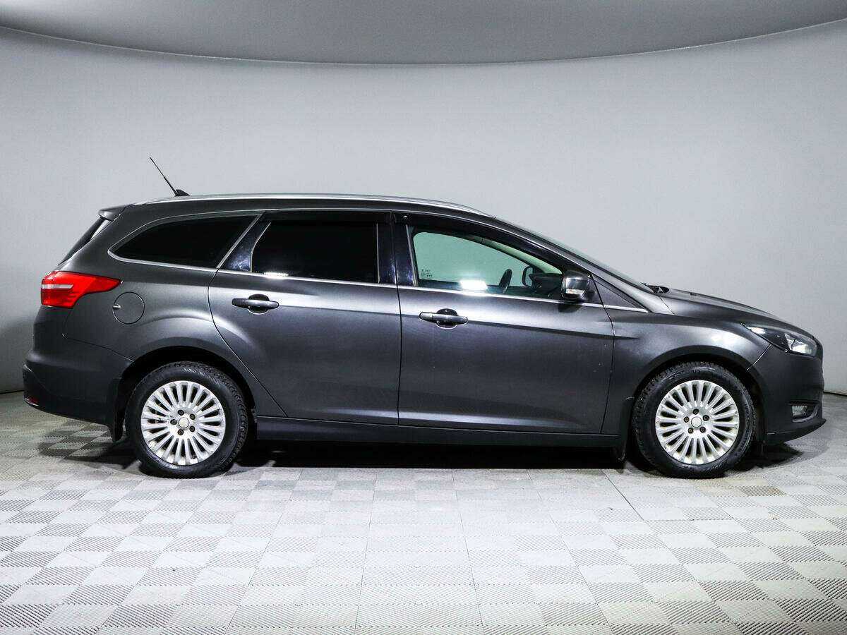 Купить Ford Focus с пробегом. Фото: #3