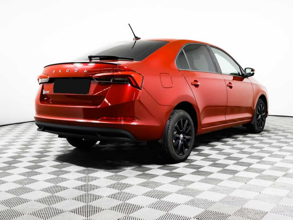 Купить Skoda Rapid с пробегом. Фото: #4