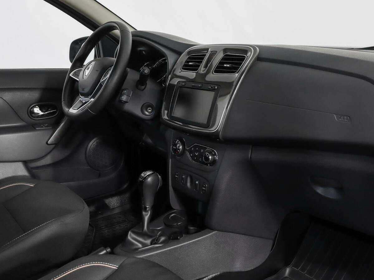 Купить Renault Logan с пробегом. Фото: #10