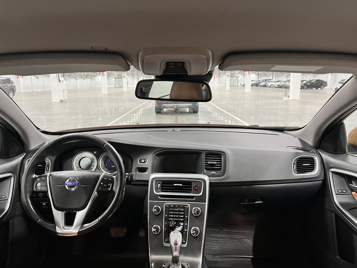 Купить Volvo S60 с пробегом. Фото: #13