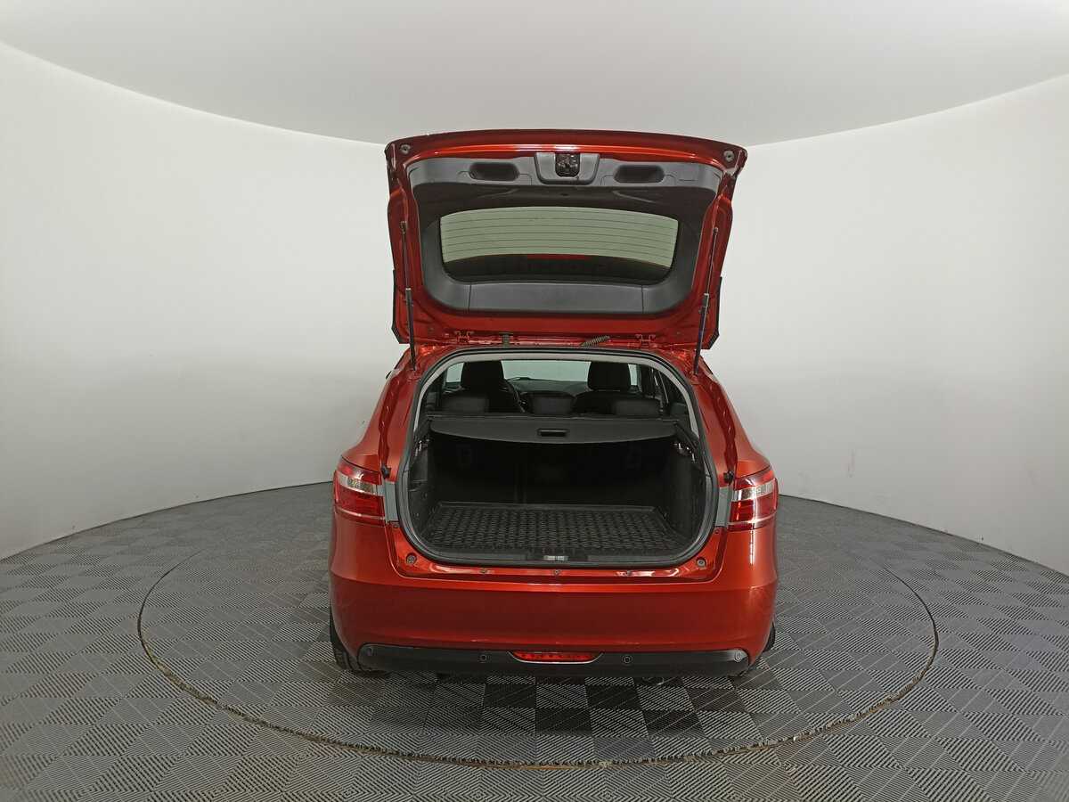 Купить Lada (ВАЗ) Vesta с пробегом. Фото: #9