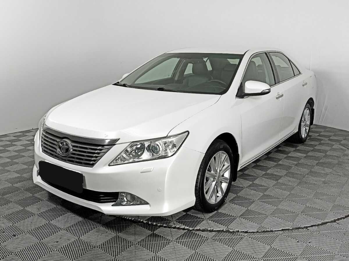 Купить Toyota Camry с пробегом. Фото: #0